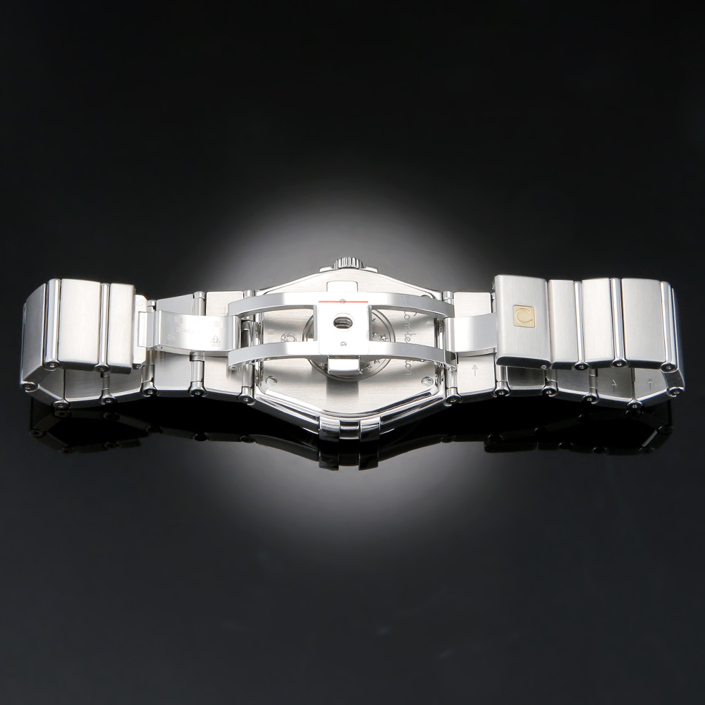 오메가 뉴 컨스틸레이션 스틸