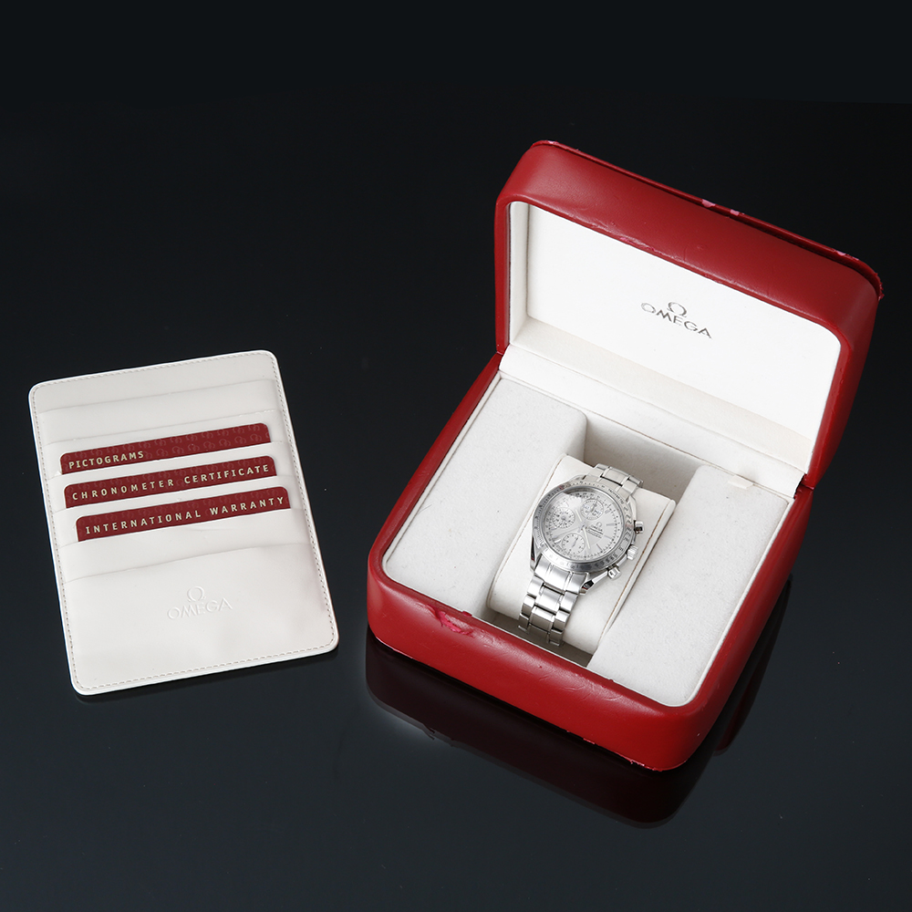 오메가 스피드마스터 트리플 데이