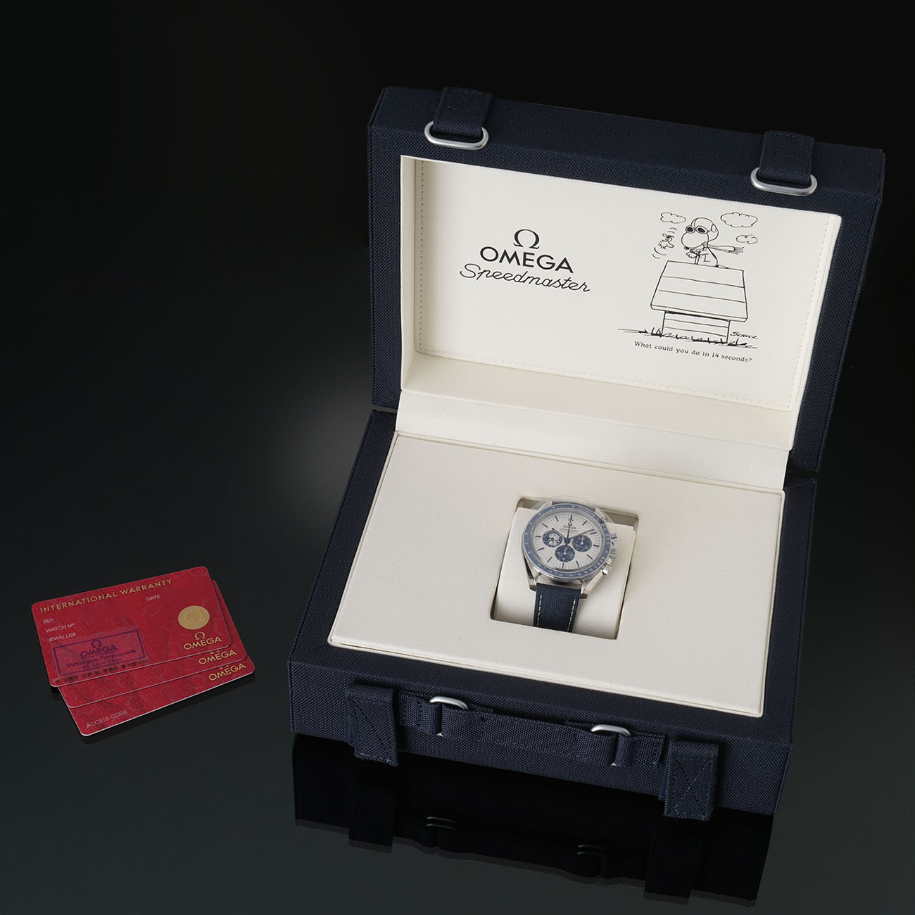 오메가 스피드마스터 크르노 실버 스누피 어워드