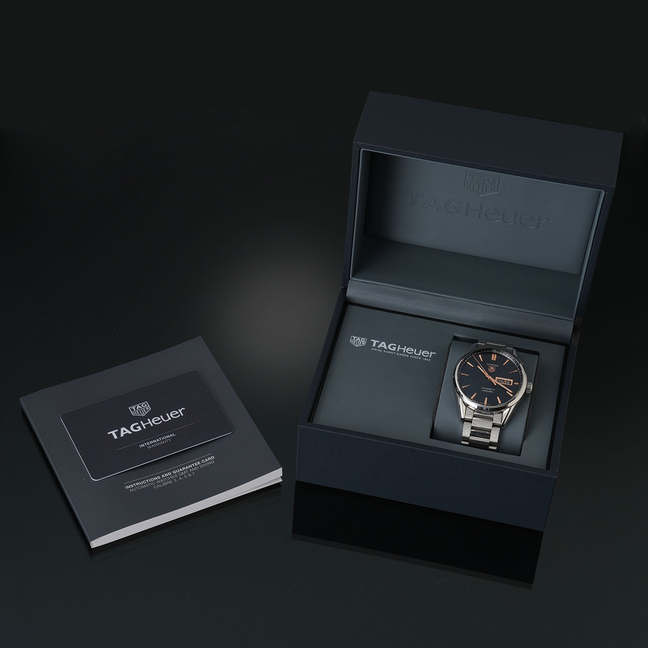 태그호이어 까레라 데이데이트