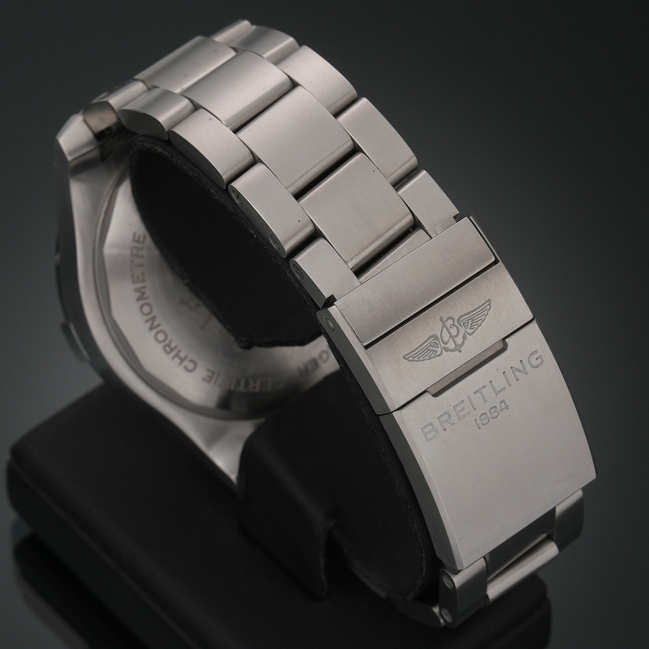 브라이틀링 어벤져 크로노 상세 이미지