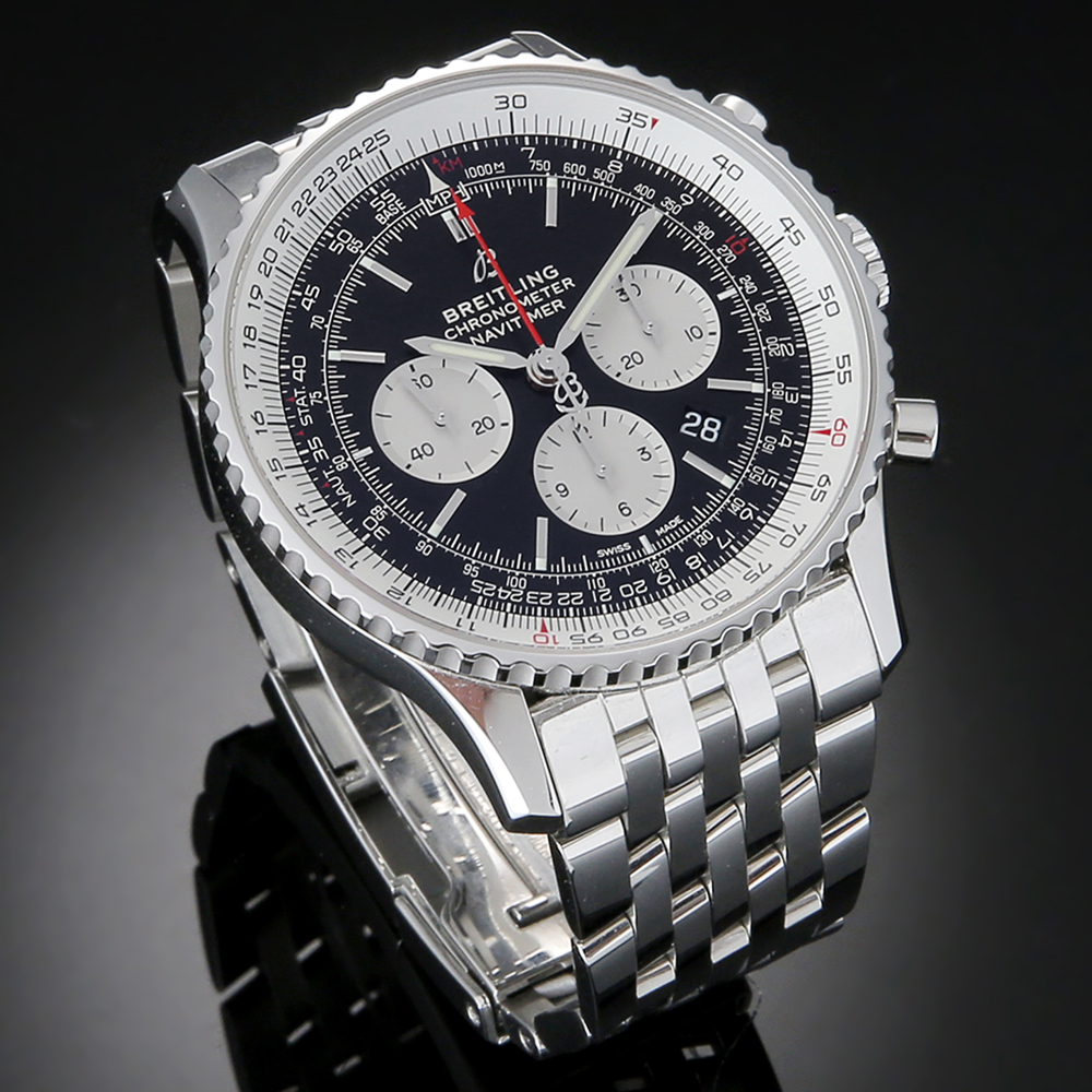 브라이틀링 네비타이머 상세 이미지